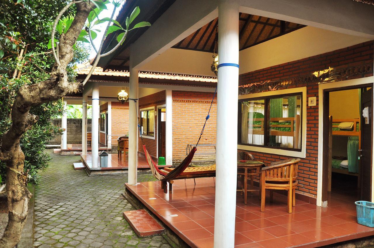 Soni Backpacker House Hostel Ubud  Exterior photo