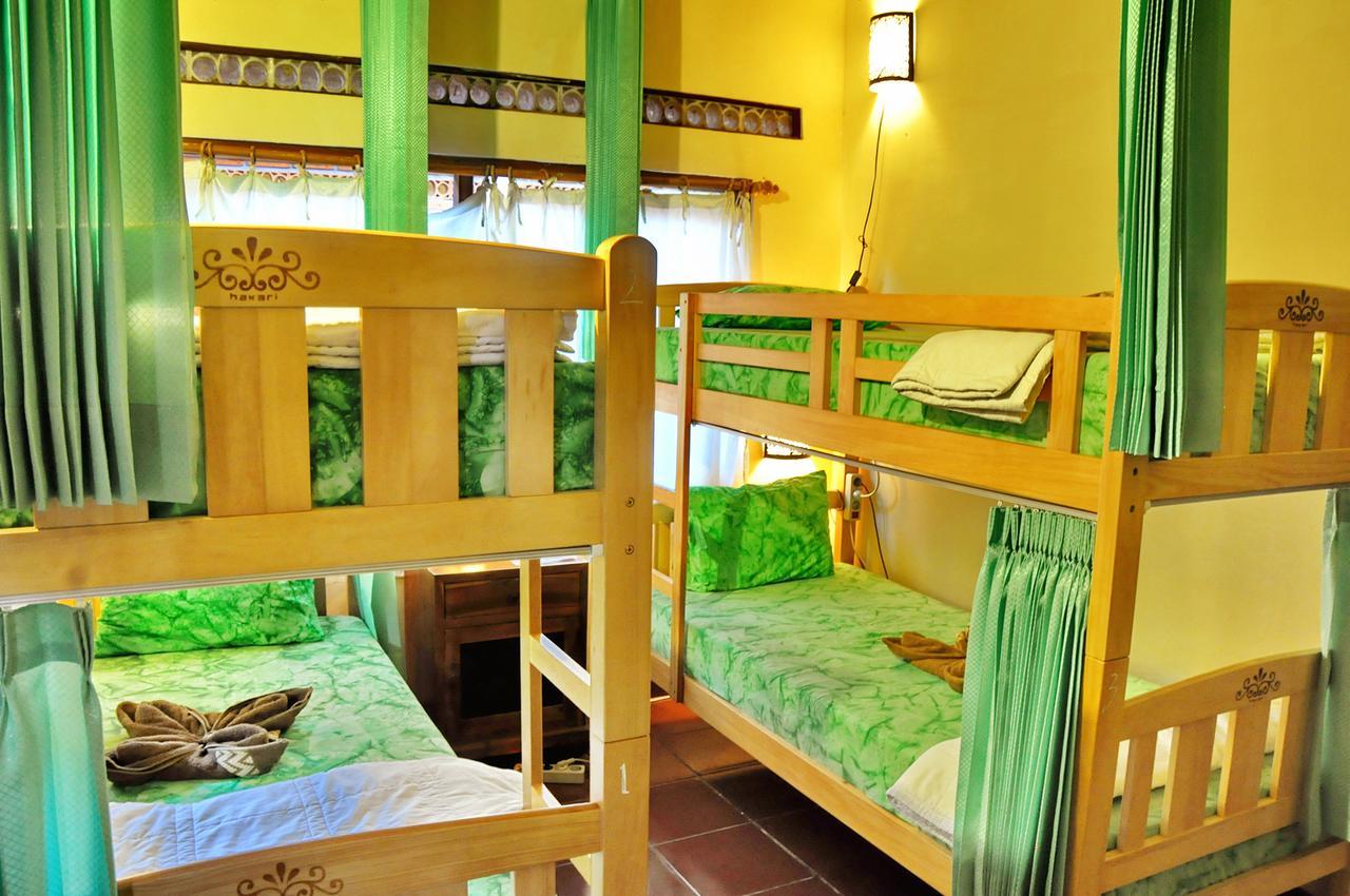 Soni Backpacker House Hostel Ubud  Exterior photo